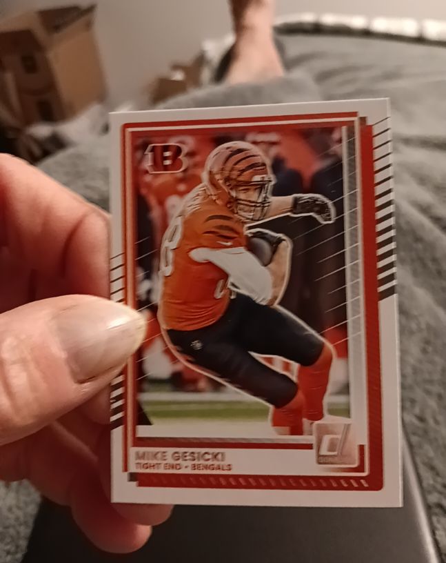 2025 Donruss #139 Mike Gesicki — front