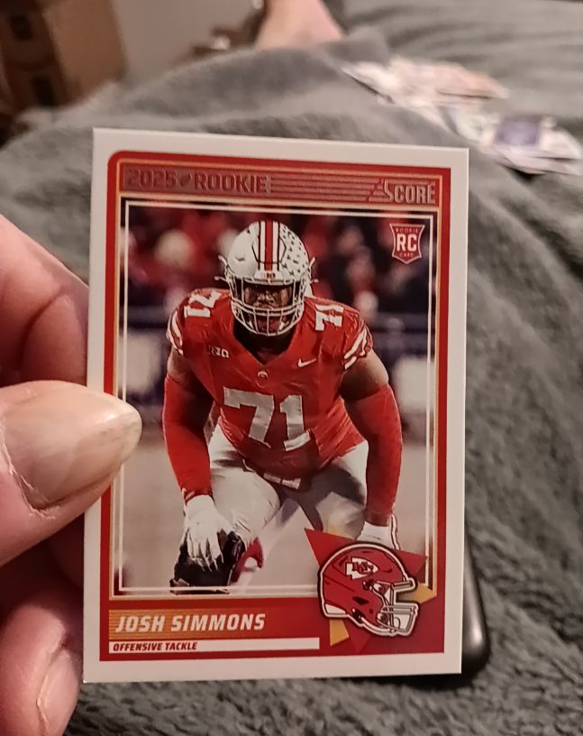 2025 Panini Score #32 Josh Simmons — front