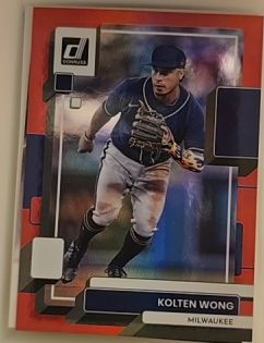 2022 Donruss #180 Kolten Wong — front