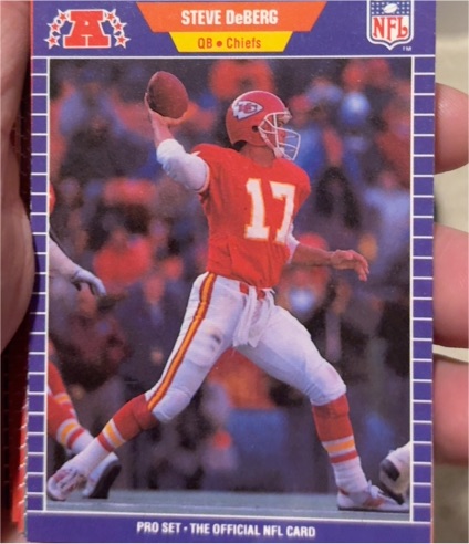 1989 Pro Set #172 Steve DeBerg Kansas City Chiefs — front