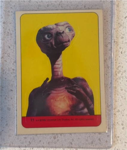 1982 Topps ET the Extra Terrestrial Sticker Card #11 — front