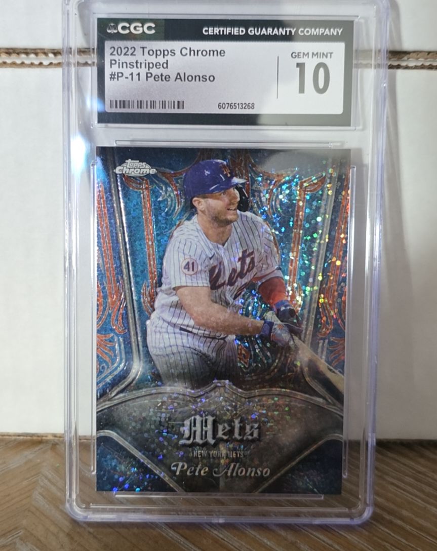 2022 Topps Chrome Pinstriped #P-11 Pete Alonso — front