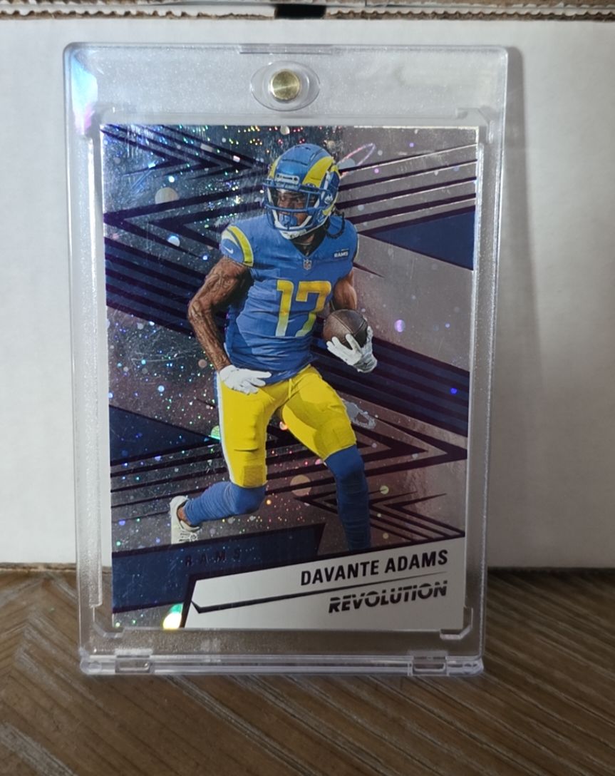 2025 Panini Revolution #126 Davante Adams — front