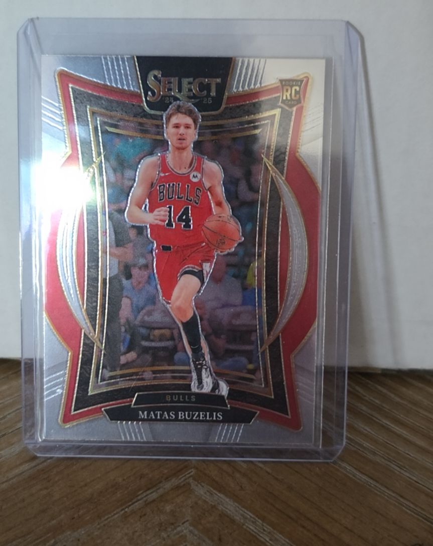 2024-25 Panini Select #70 Matas Buzelis — front