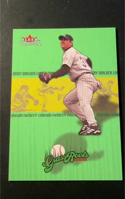 2002 Fleer Tradition Grass Roots GR Larry Walker — front