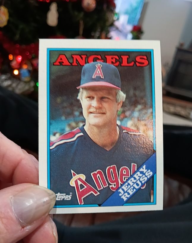 1988 Topps #216 Jerry Reuss — front