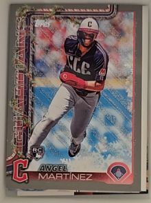 2025 Topps Holiday #H82 Angel Martinez — front