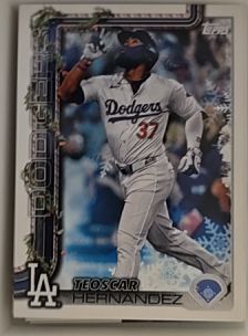 2025 Topps Holiday #H164 Teoscar Hernández — front