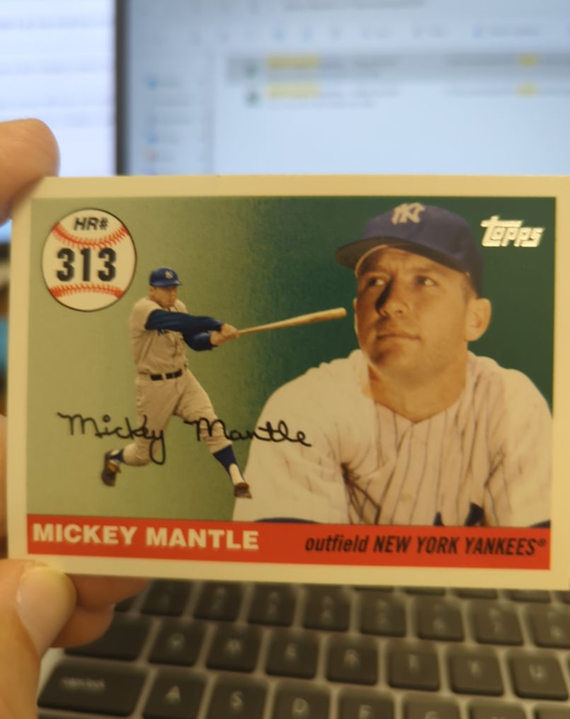 1959 Topps #313 Mickey Mantle — front
