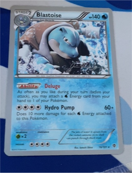 2013 Pokémon Black & White Plasma Blast #16 Blastoise — front