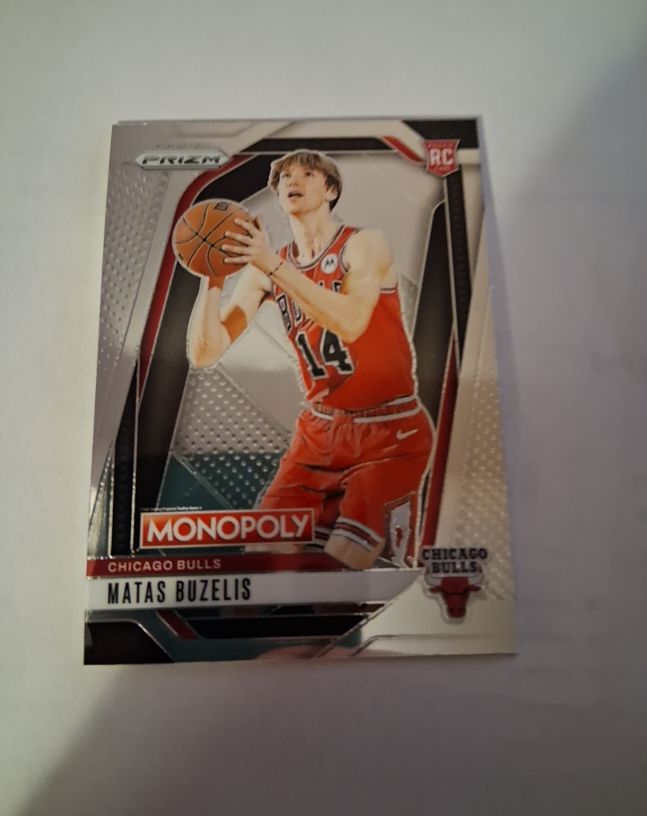 2024-25 Panini Prizm Monopoly #12 Matas Buzelis — front