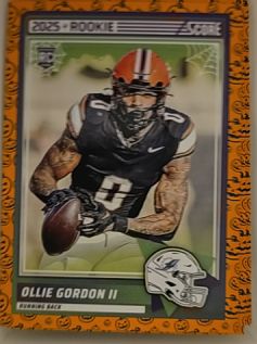 2025 Panini Score #10 Ollie Gordon II — front