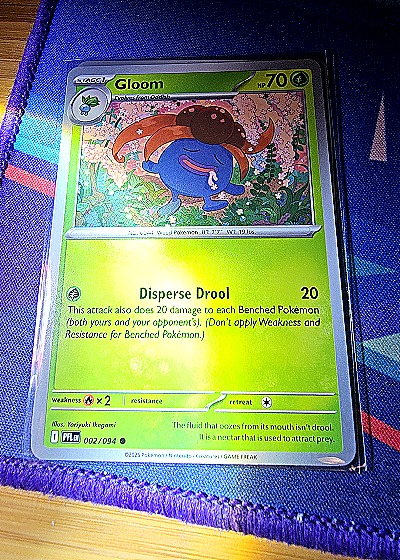 2023 Pokémon Phantasmal Flames #002 Gloom — front