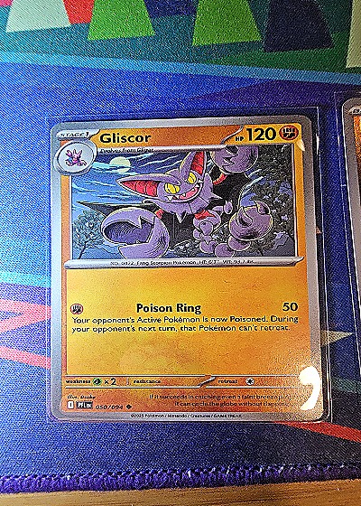 2023 Pokémon Scarlet & Violet Phantasmal Flames #050 Gliscor — front