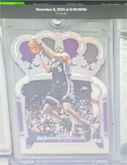 2023-24 Panini Crown Royale #77 De'Aaron Fox — front