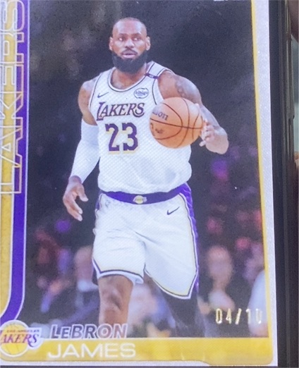 2025 Topps #LeBron James Los Angeles Lakers — front