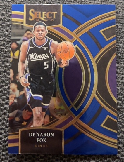 2023-24 Panini Select #152 De'Aaron Fox Blue (Retail Base) — front