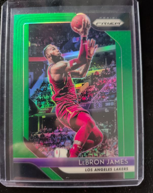 2018-19 Panini Prizm #6 LeBron James — front