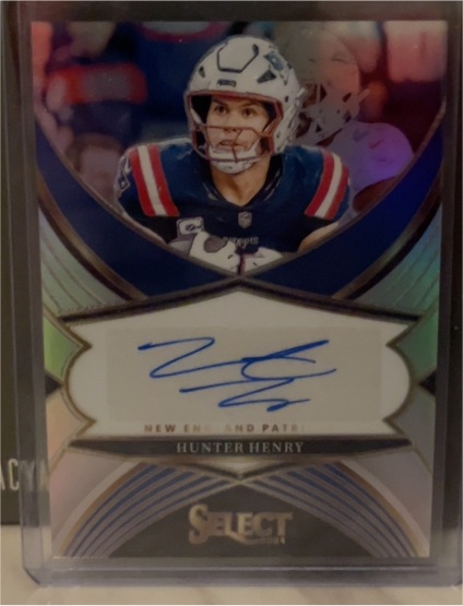 2024 Panini Select #SSP-HHY Hunter Henry Select Signatures Silver Prizm — front
