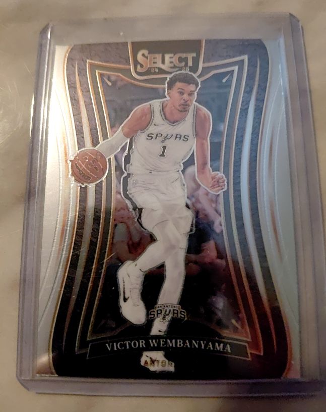 2024-25 Panini Select #309 Victor Wembanyama — front