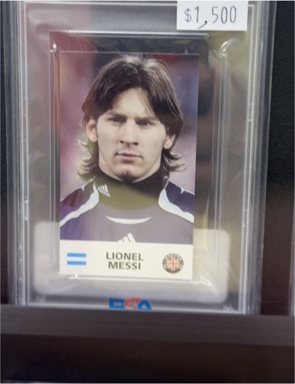 2004 UK Traditions Football World Stars Lionel Messi Rookie Card — front