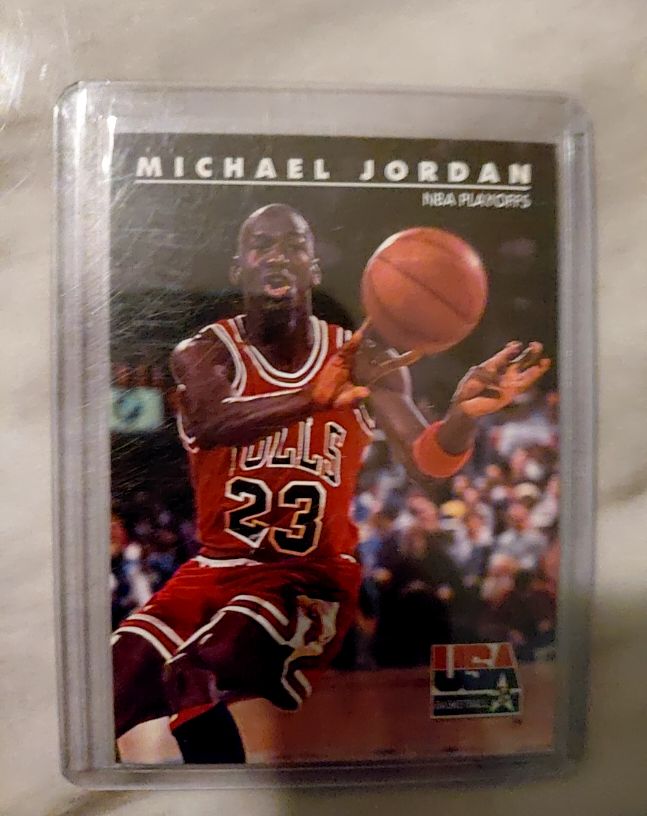 1992 Skybox USA #42 Michael Jordan — front