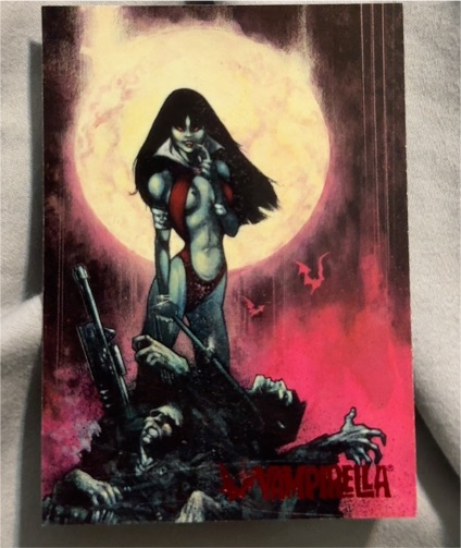 1995 Topps Visions of Vampirella The Modern Gallery #72 Vampirella — front