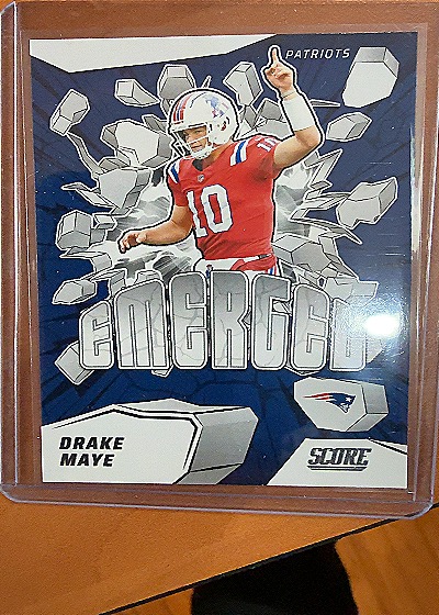 2025 Panini Score Football Emerged #10 Drake Maye — front