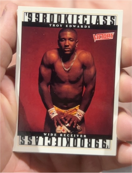 1999 Upper Deck Victory #393 Troy Edwards Rookie Card — front