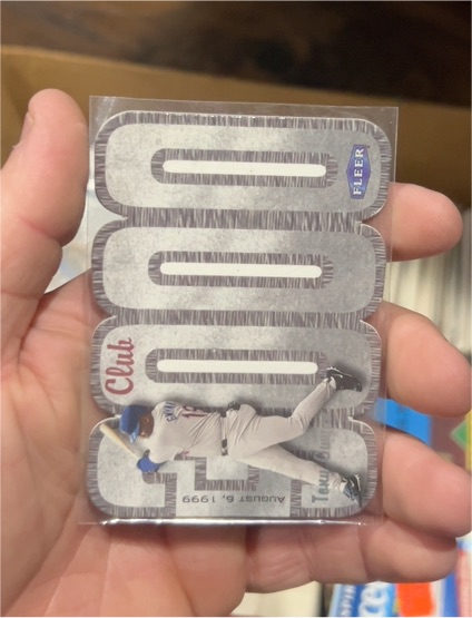 2000 Fleer 3000 Club #3000 Tony Gwynn — front