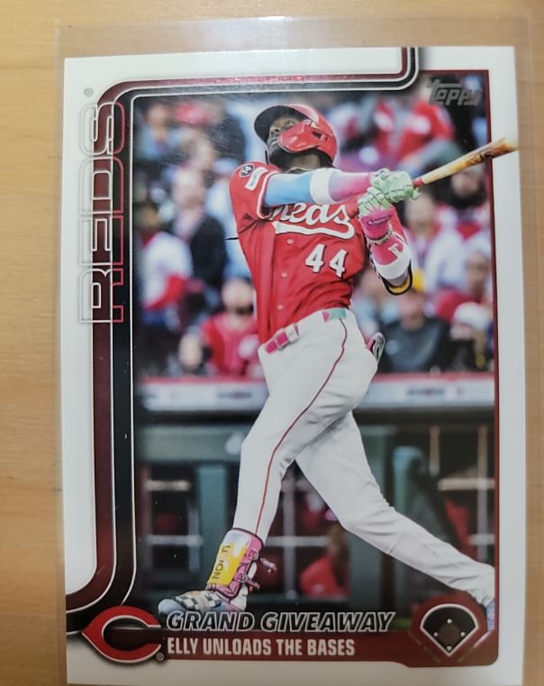 2025 Topps Update #US235 Elly De La Cruz Cincinnati Reds — front