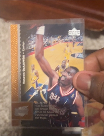 1996-97 Upper Deck #225 Hakeem Olajuwon Houston Rockets — front