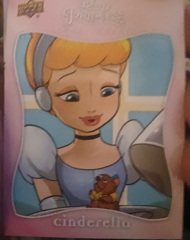 2019 Upper Deck Disney Princess Comic Covers Silver Cinderella #32 — front