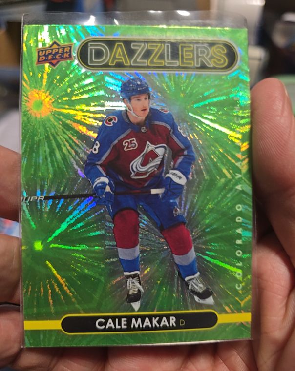 2021-22 Upper Deck Dazzlers Green #DZ-14 Cale Makar — front
