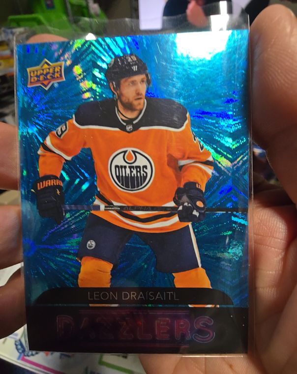 2020-21 Upper Deck #DZ-19 Leon Draisaitl Blue Dazzlers — front
