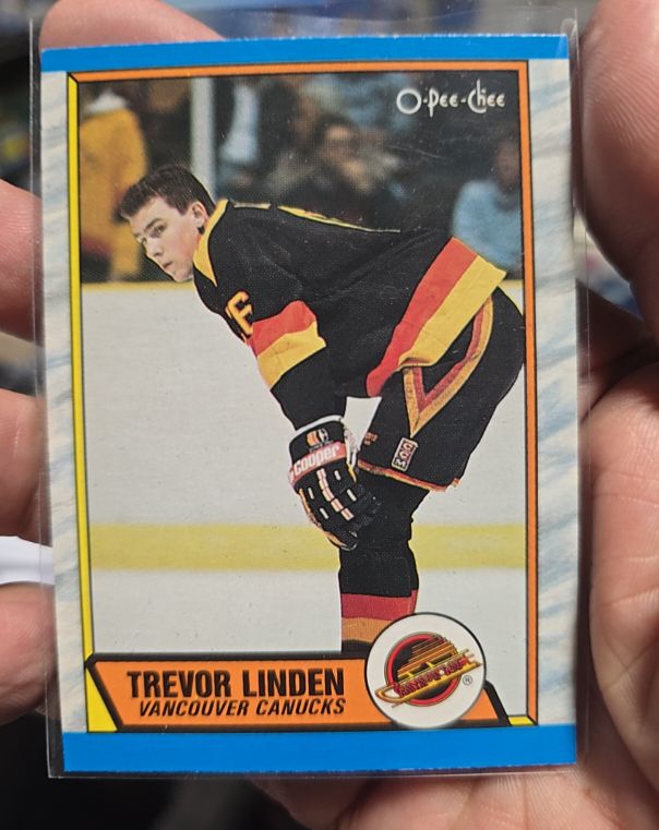 1989-90 O-Pee-Chee #89 Trevor Linden — front