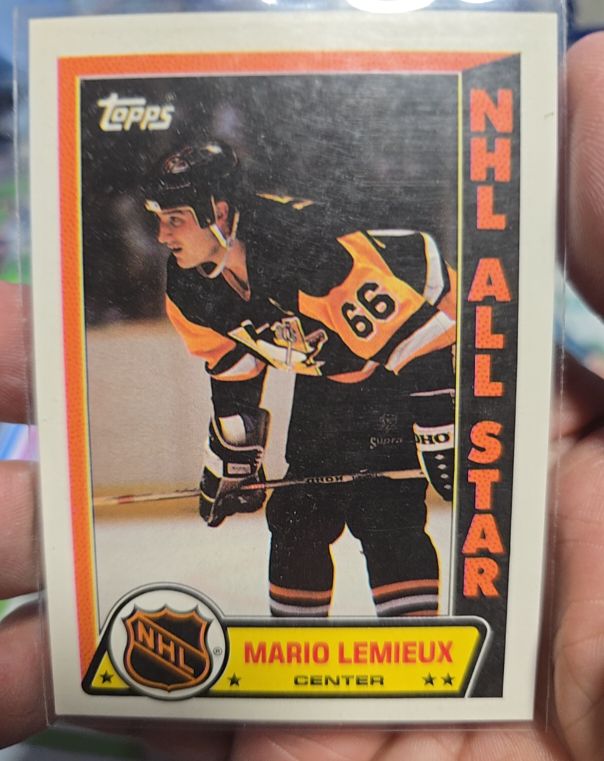 1989-90 Topps Sticker Inserts #3 Mario Lemieux — front