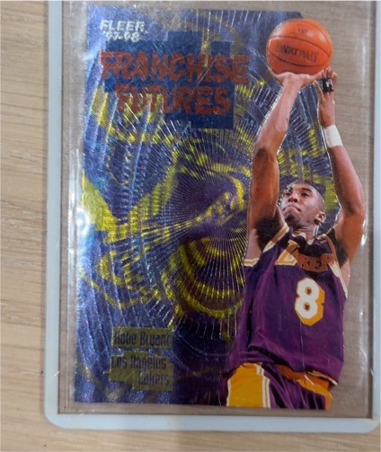 1997-98 Fleer Franchise Futures #3 Kobe Bryant — front