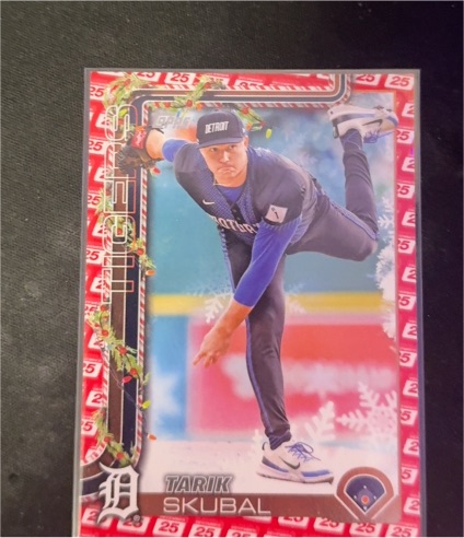 2025 Topps Holiday #H74 Tarik Skubal — front