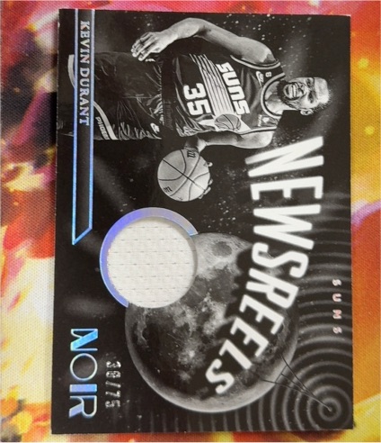 2022-23 Panini Noir Newsreels #Kevin Durant — front