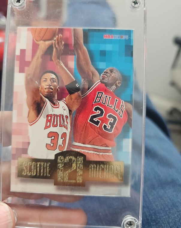 1996 NBA Hoops Head to Head #HH2 Michael Jordan/Scottie Pippen — front
