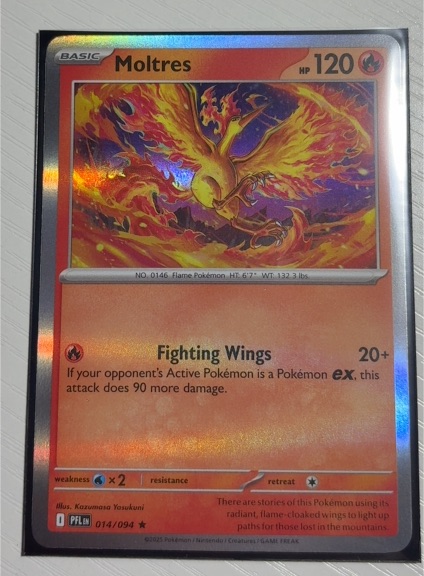 2025 Pokémon #014 Moltres — front