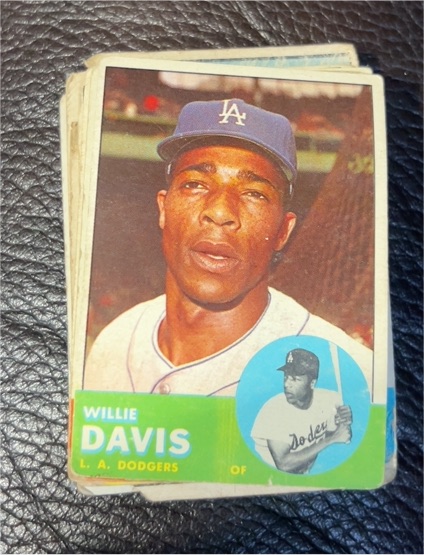 1963 Topps #229 Willie Davis — front