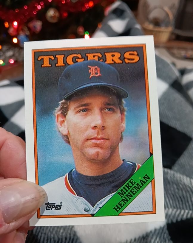 1988 Topps #582 Mike Henneman — front