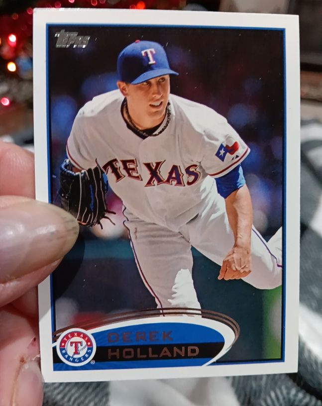 2012 Topps #34 Derek Holland — front