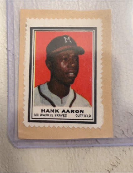 1962 Topps Stamps #S-33 Hank Aaron — front