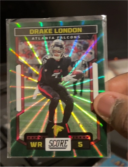 2023 Panini Score Football #37 Drake London — front