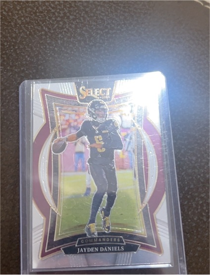 2024 Panini Select #26 Jayden Daniels — front