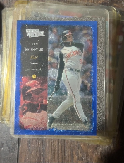 2000 Upper Deck Ultimate Victory #86 Ken Griffey Jr. — front