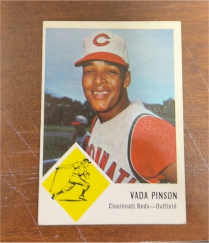 1963 Fleer #34 Vada Pinson — front
